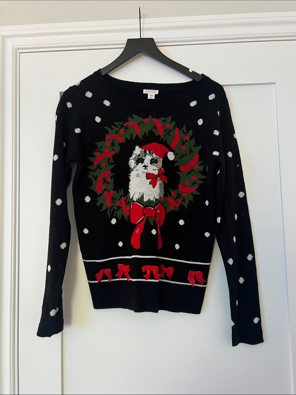 Xhilaration Black Crewneck Holiday Sweater with Kitten Wreath and Red Accents
